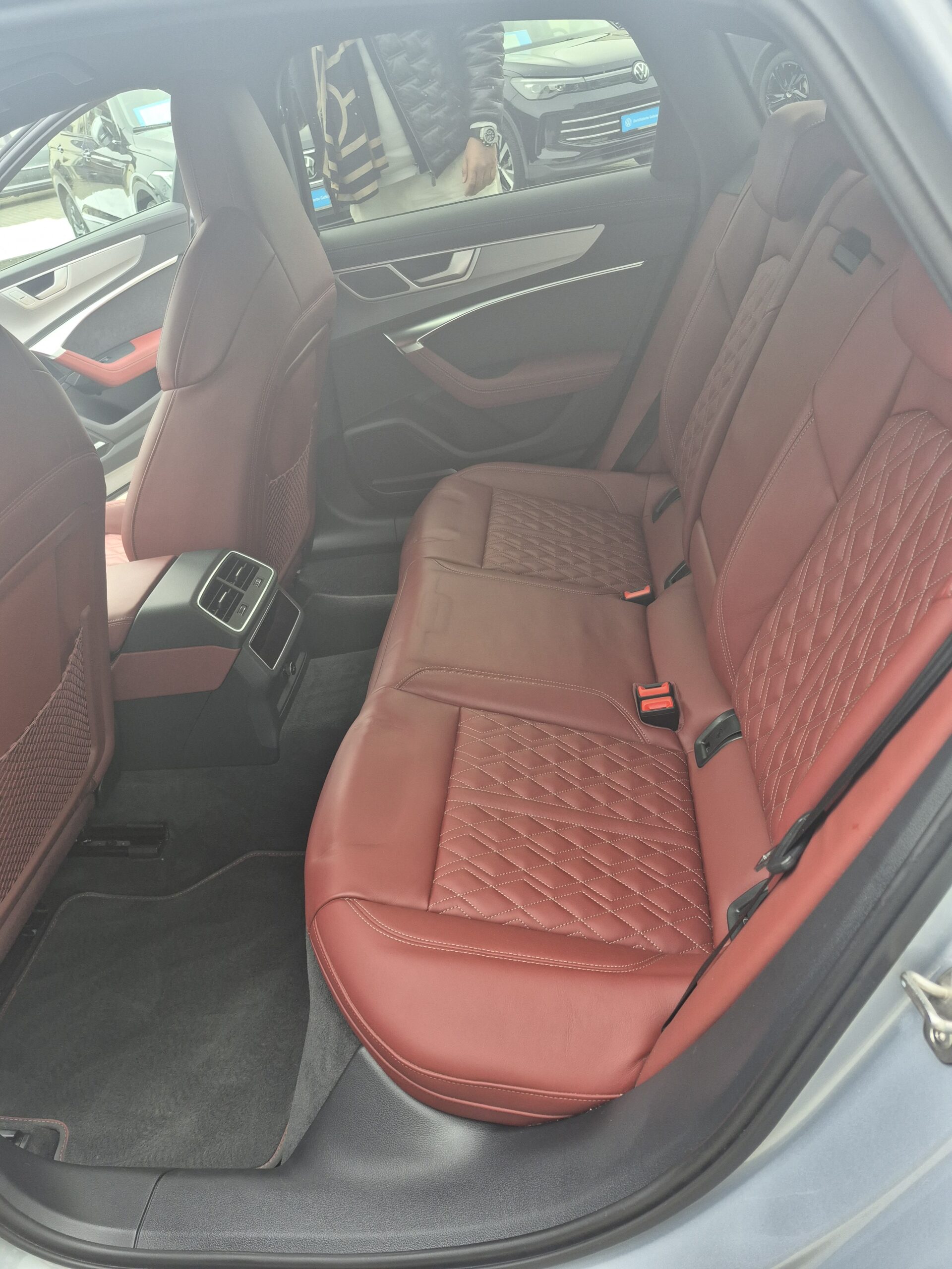 Audi S6 Sport, Luxus und Alltag perfekt kombiniert (Ratenkauf)