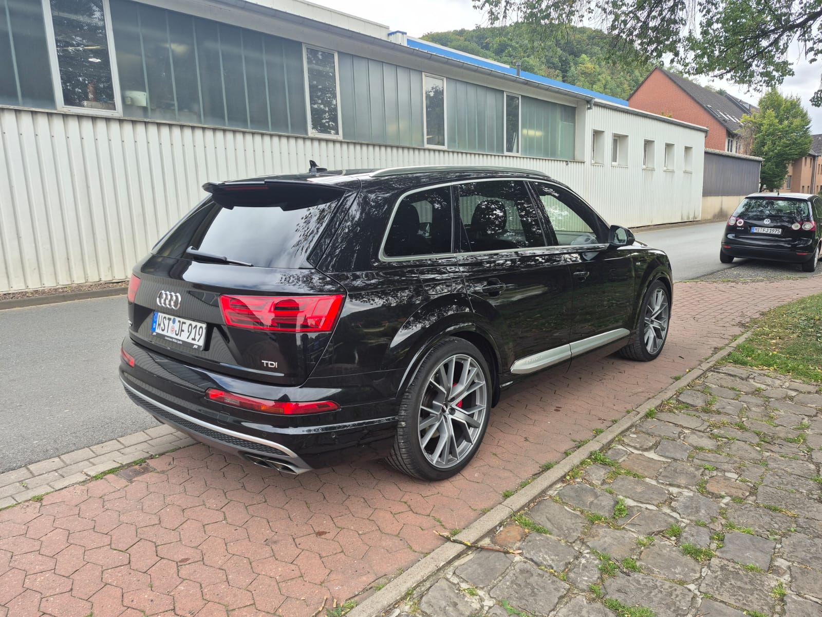 Audi SQ7 Luxus-SUV mit Sportwagen-DNA (Ratenkauf)